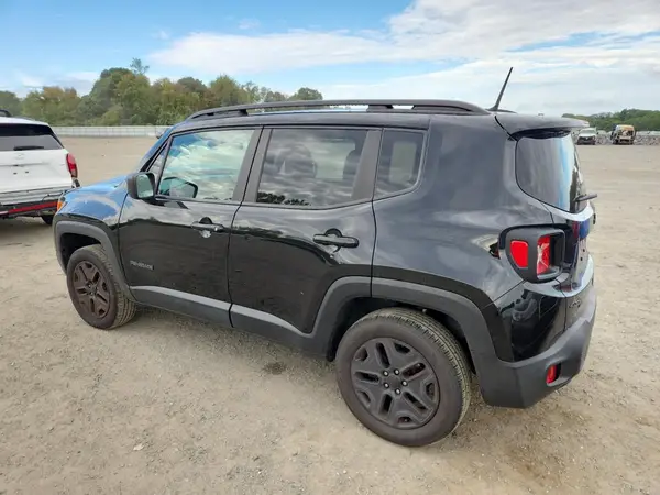 ZACNJBAB7KPK92707 2019 JEEP RENEGADE - Image 2