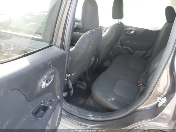 ZACNJBAB7LPK99111 2020 JEEP RENEGADE - Image 8