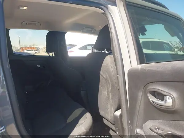ZACNJBAB7LPL01150 2020 JEEP RENEGADE - Image 8