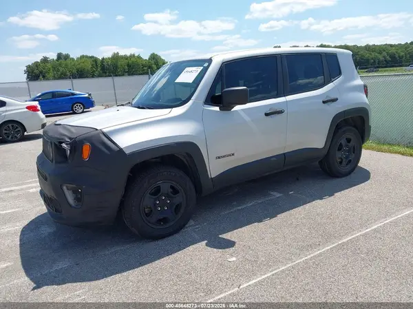 ZACNJBAB7LPL44015 2020 JEEP RENEGADE - Image 2