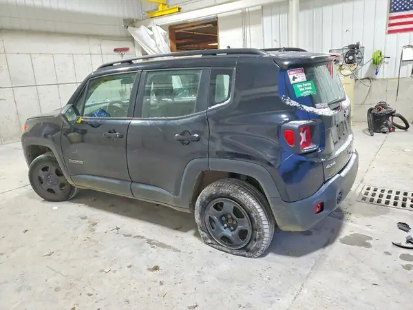 ZACNJBAB8KPJ84550 2019 JEEP RENEGADE - Image 2
