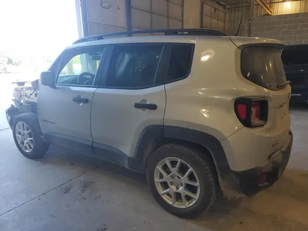 ZACNJBAB8KPJ94009 2019 JEEP RENEGADE - Image 2
