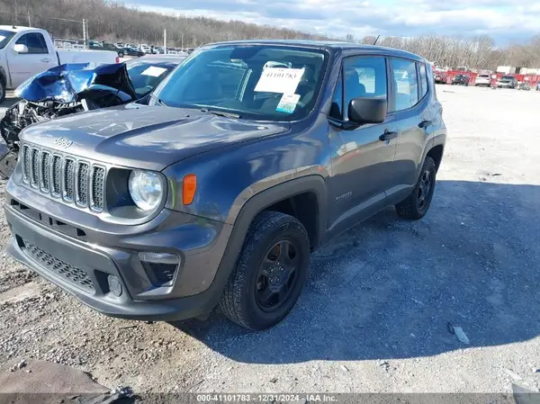 ZACNJBAB8KPJ98075 2019 JEEP RENEGADE - Image 2