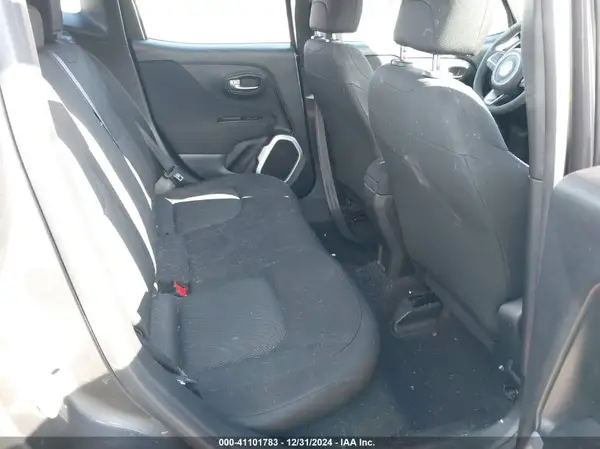 ZACNJBAB8KPJ98075 2019 JEEP RENEGADE - Image 8