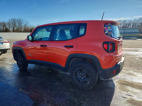 ZACNJBAB8KPK14906 2019 JEEP RENEGADE - Image 2
