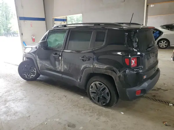 ZACNJBAB8KPK20429 2019 JEEP RENEGADE - Image 2