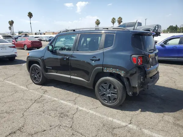 ZACNJBAB8KPK35156 2019 JEEP RENEGADE - Image 2
