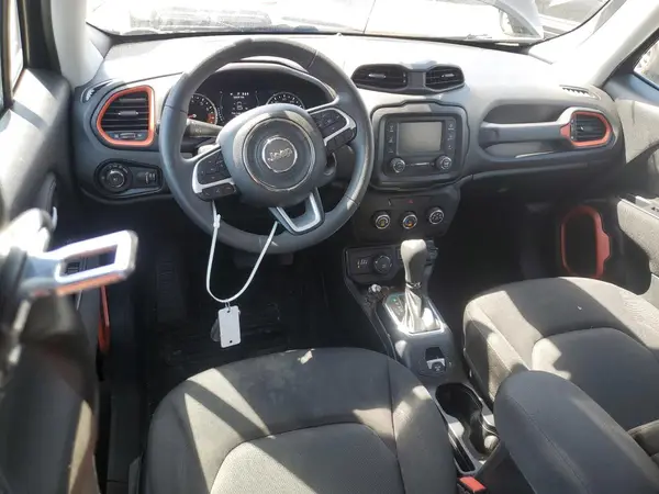 ZACNJBAB8KPK35156 2019 JEEP RENEGADE - Image 8