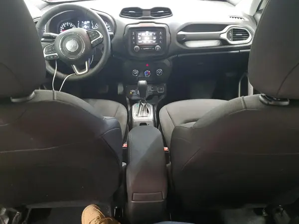 ZACNJBAB8KPK89072 2019 JEEP RENEGADE - Image 8