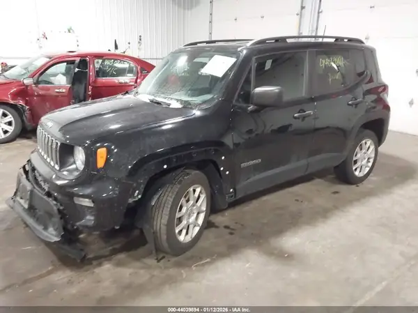 ZACNJBAB8LPK98162 2020 JEEP RENEGADE - Image 2