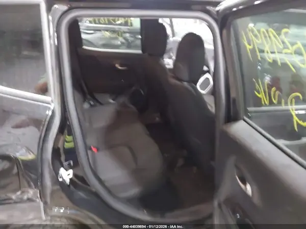 ZACNJBAB8LPK98162 2020 JEEP RENEGADE - Image 8