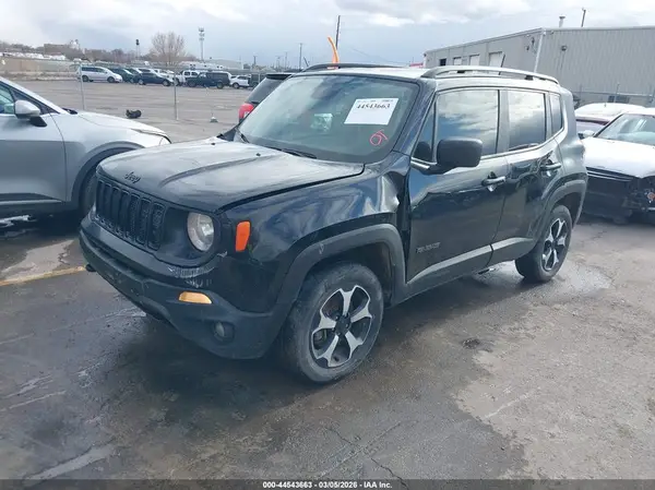 ZACNJBAB8LPL58652 2020 JEEP RENEGADE - Image 2