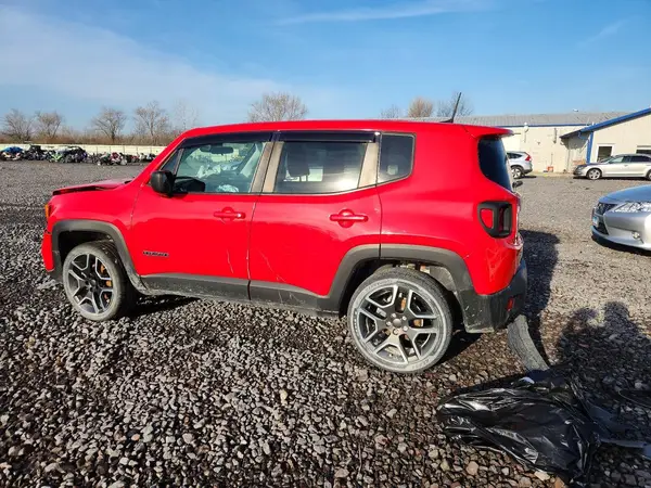 ZACNJBAB8LPM09275 2020 JEEP RENEGADE - Image 2