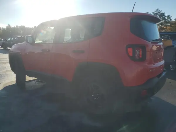 ZACNJBAB9KPK27163 2019 JEEP RENEGADE - Image 2