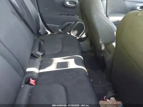 ZACNJBAB9LPL53069 2020 JEEP RENEGADE - Image 8