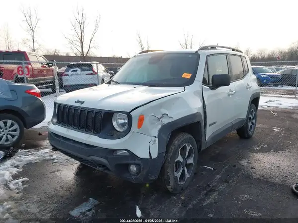 ZACNJBAB9LPL67716 2020 JEEP RENEGADE - Image 2