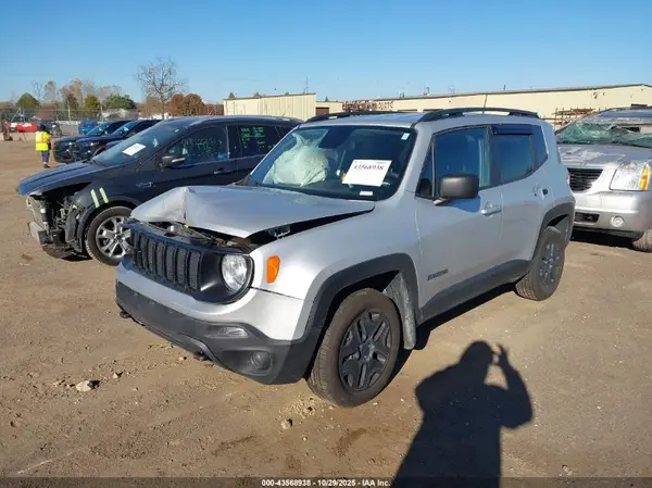 ZACNJBAB9LPL89716 2020 JEEP RENEGADE - Image 2