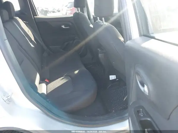 ZACNJBAB9LPL89716 2020 JEEP RENEGADE - Image 8
