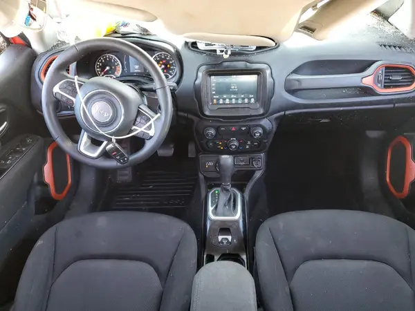 ZACNJBABXKPK20450 2019 JEEP RENEGADE - Image 8