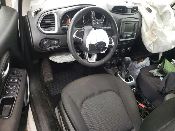 ZACNJBABXKPK32971 2019 JEEP RENEGADE - Image 8