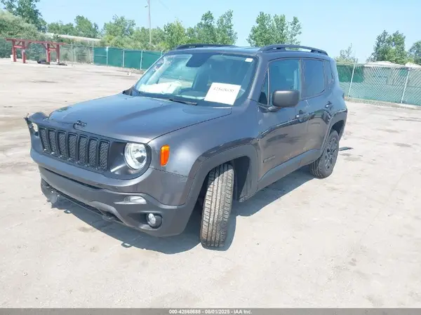 ZACNJBABXLPL21683 2020 JEEP RENEGADE - Image 2