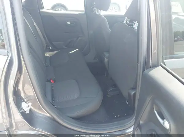 ZACNJBABXLPL21683 2020 JEEP RENEGADE - Image 8
