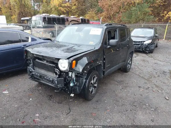 ZACNJBABXLPL53159 2020 JEEP RENEGADE - Image 2