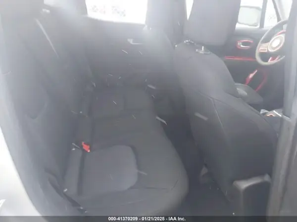 ZACNJBABXLPL88381 2020 JEEP RENEGADE - Image 8