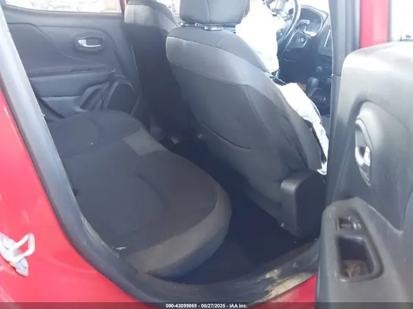 ZACNJBB11KPK40298 2019 JEEP RENEGADE - Image 8