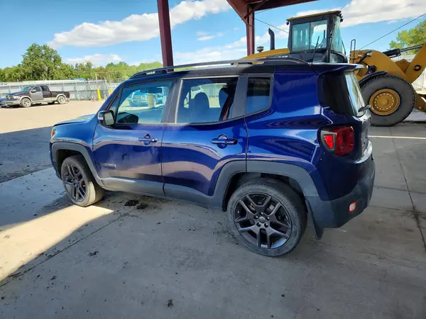 ZACNJBB11LPL90266 2020 JEEP RENEGADE - Image 2