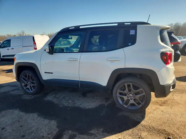 ZACNJBB13KPK92998 2019 JEEP RENEGADE - Image 2