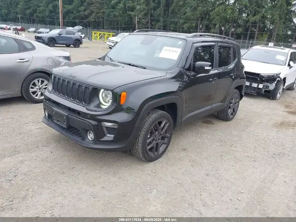 ZACNJBB15LPL02674 2020 JEEP RENEGADE - Image 2