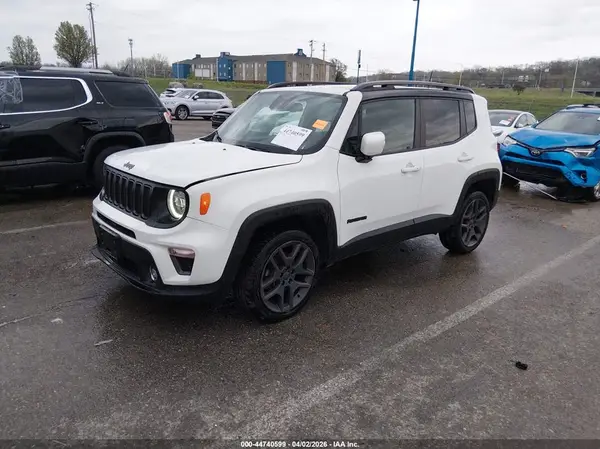 ZACNJBB17KPK26258 2019 JEEP RENEGADE - Image 2