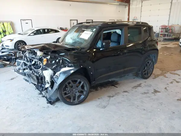 ZACNJBB17LPL92698 2020 JEEP RENEGADE - Image 2