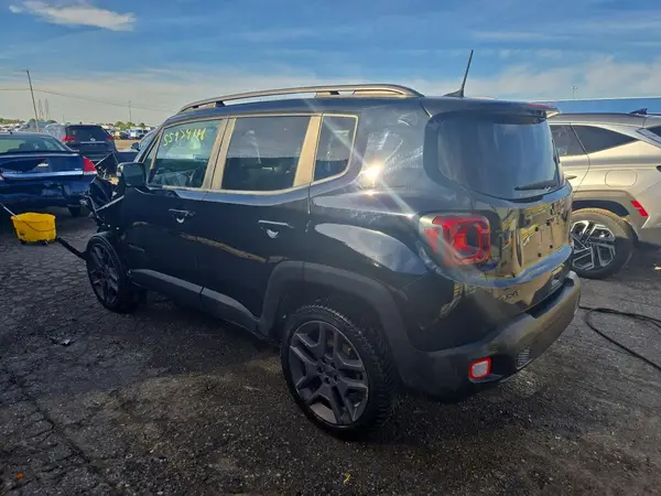 ZACNJBB18LPM05300 2020 JEEP RENEGADE - Image 2