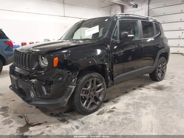 ZACNJBB1XLPM06951 2020 JEEP RENEGADE - Image 2
