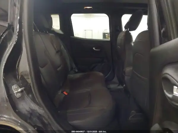 ZACNJBB1XLPM06951 2020 JEEP RENEGADE - Image 8