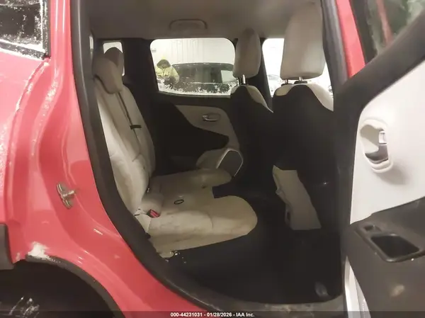 ZACNJBBB0KPJ78529 2019 JEEP RENEGADE - Image 8