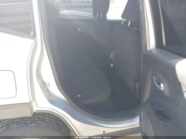 ZACNJBBB0KPK64410 2019 JEEP RENEGADE - Image 8