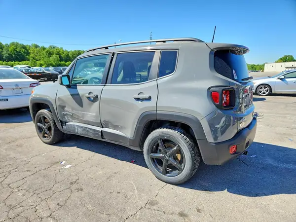 ZACNJBBB0LPL05264 2020 JEEP RENEGADE - Image 2