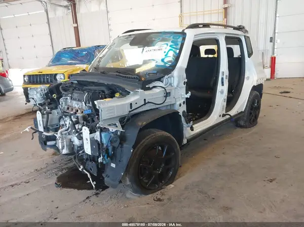 ZACNJBBB0LPL13798 2020 JEEP RENEGADE - Image 2