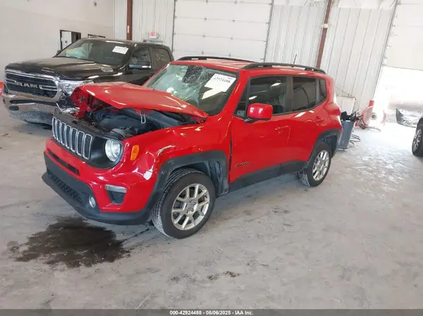 ZACNJBBB0LPL74455 2020 JEEP RENEGADE - Image 2