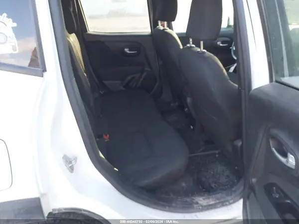 ZACNJBBB0LPL75637 2020 JEEP RENEGADE - Image 8