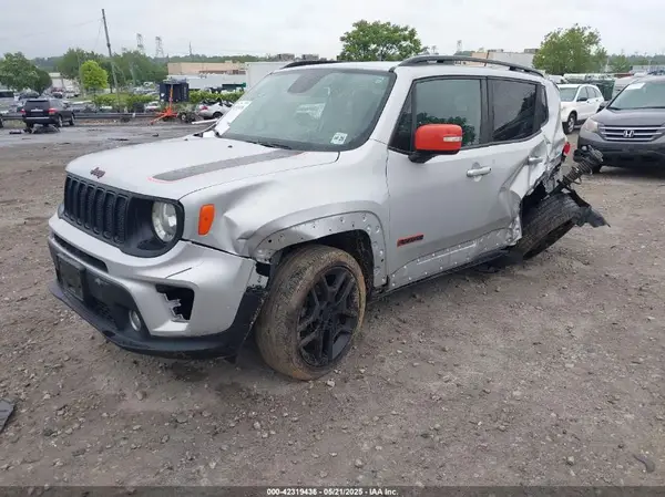 ZACNJBBB0LPL76965 2020 JEEP RENEGADE - Image 2