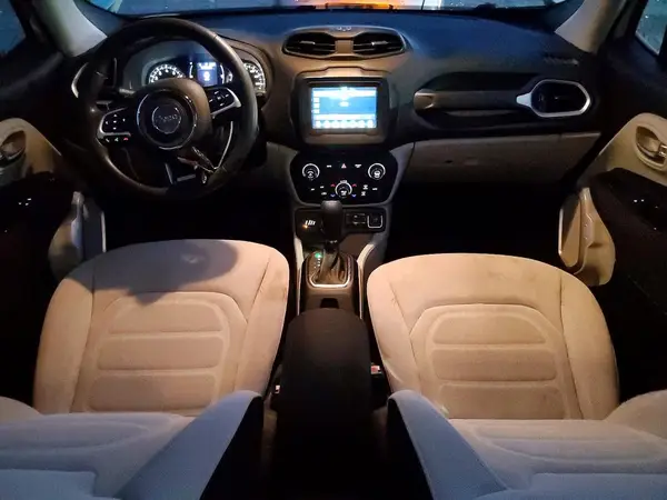 ZACNJBBB1KPJ84677 2019 JEEP RENEGADE - Image 8
