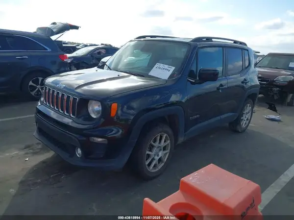 ZACNJBBB1LPL28259 2020 JEEP RENEGADE - Image 2