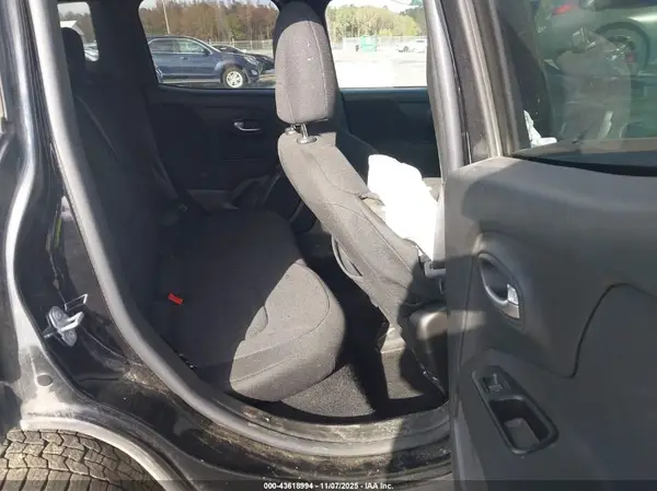 ZACNJBBB1LPL28259 2020 JEEP RENEGADE - Image 8