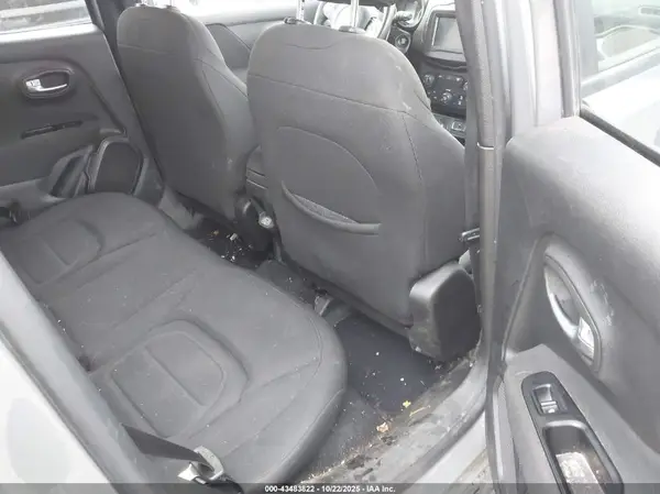 ZACNJBBB1LPL84122 2020 JEEP RENEGADE - Image 8