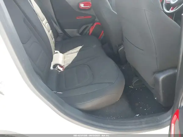 ZACNJBBB1LPL92608 2020 JEEP RENEGADE - Image 8