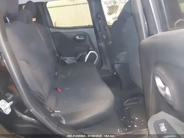ZACNJBBB2KPJ98118 2019 JEEP RENEGADE - Image 8